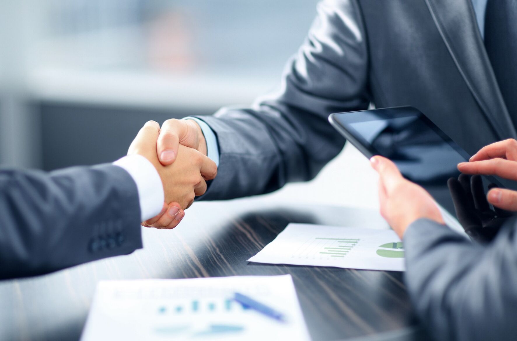 Comparing Emergency Loan Options for Bad Credit